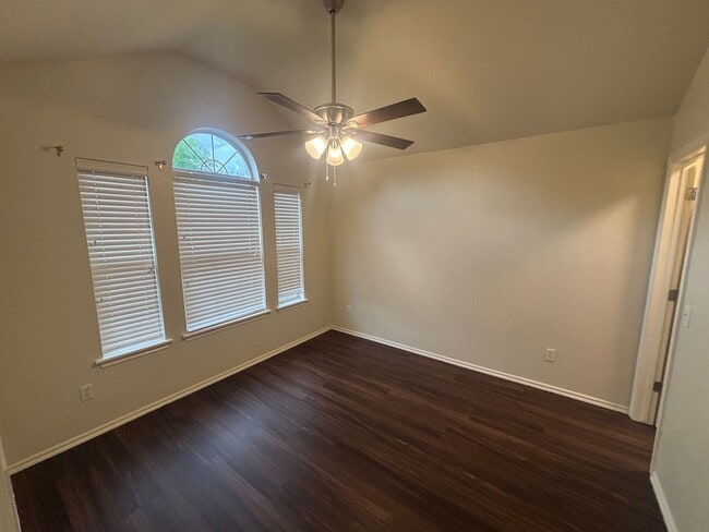 Building Photo - Wonderful 3 Bed 2 Bath Home in Norman