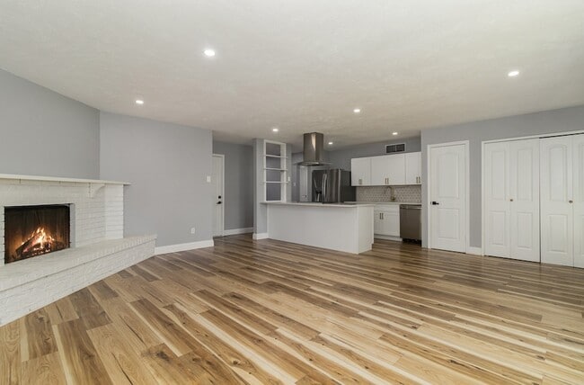 Building Photo - 5204 Worley Dr