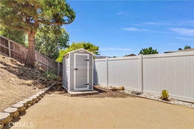 Building Photo - 13385 Knollwood Dr