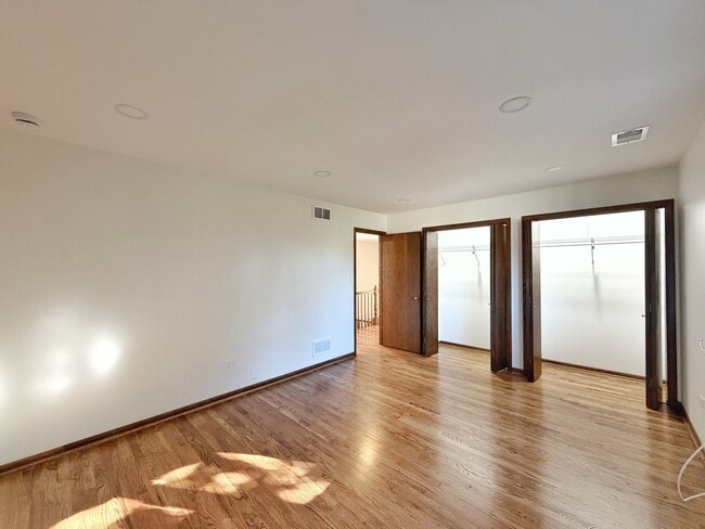 Building Photo - 6710 Wedgewood Ln