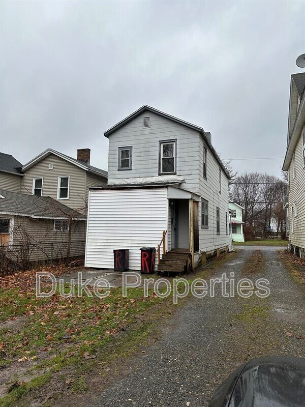 Building Photo - 101 Owasco St