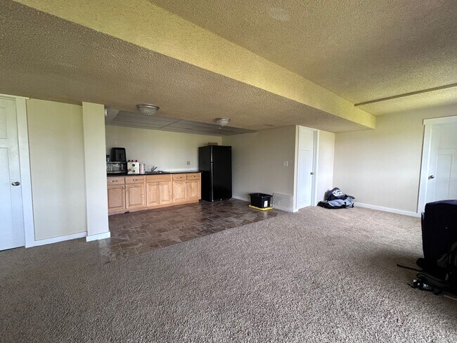 Building Photo - Large 4 Bedroom home with views of Bellingham Bay and Garage