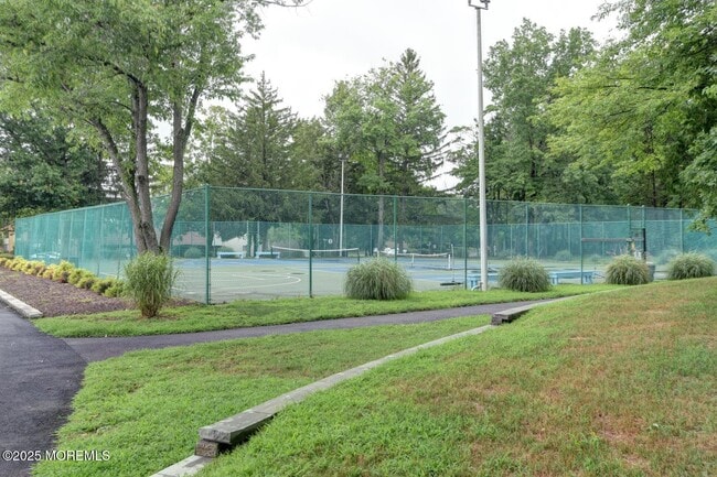 Building Photo - 236 Medford Ct