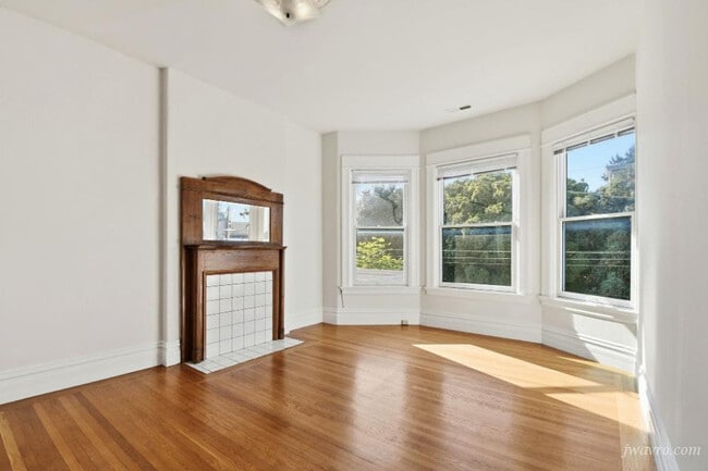 Building Photo - 778 Cole St