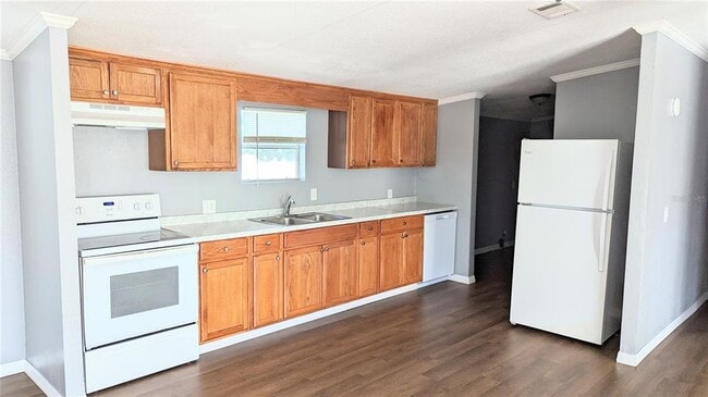 Building Photo - 6025 Old Polk City Rd