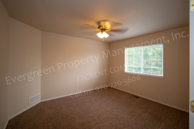 Building Photo - 413 Hawthorne Ave