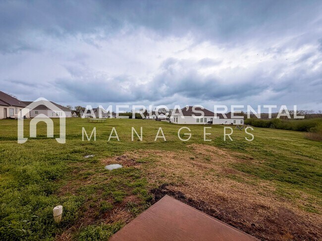 Building Photo - $400 OFF Move-in Special! Home for Rent in Eastaboga, AL! Sign a 13-month lease by 4/15/2026 and ...