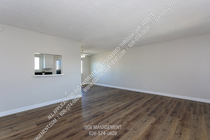 Building Photo - Park Royal Apartments