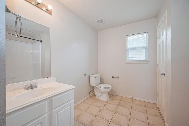 Building Photo - 12927 Pale Ivy Ln