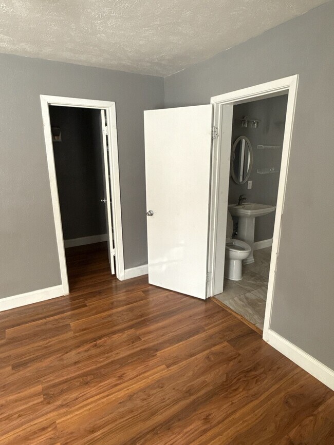 Building Photo - 22726 Melham Ln