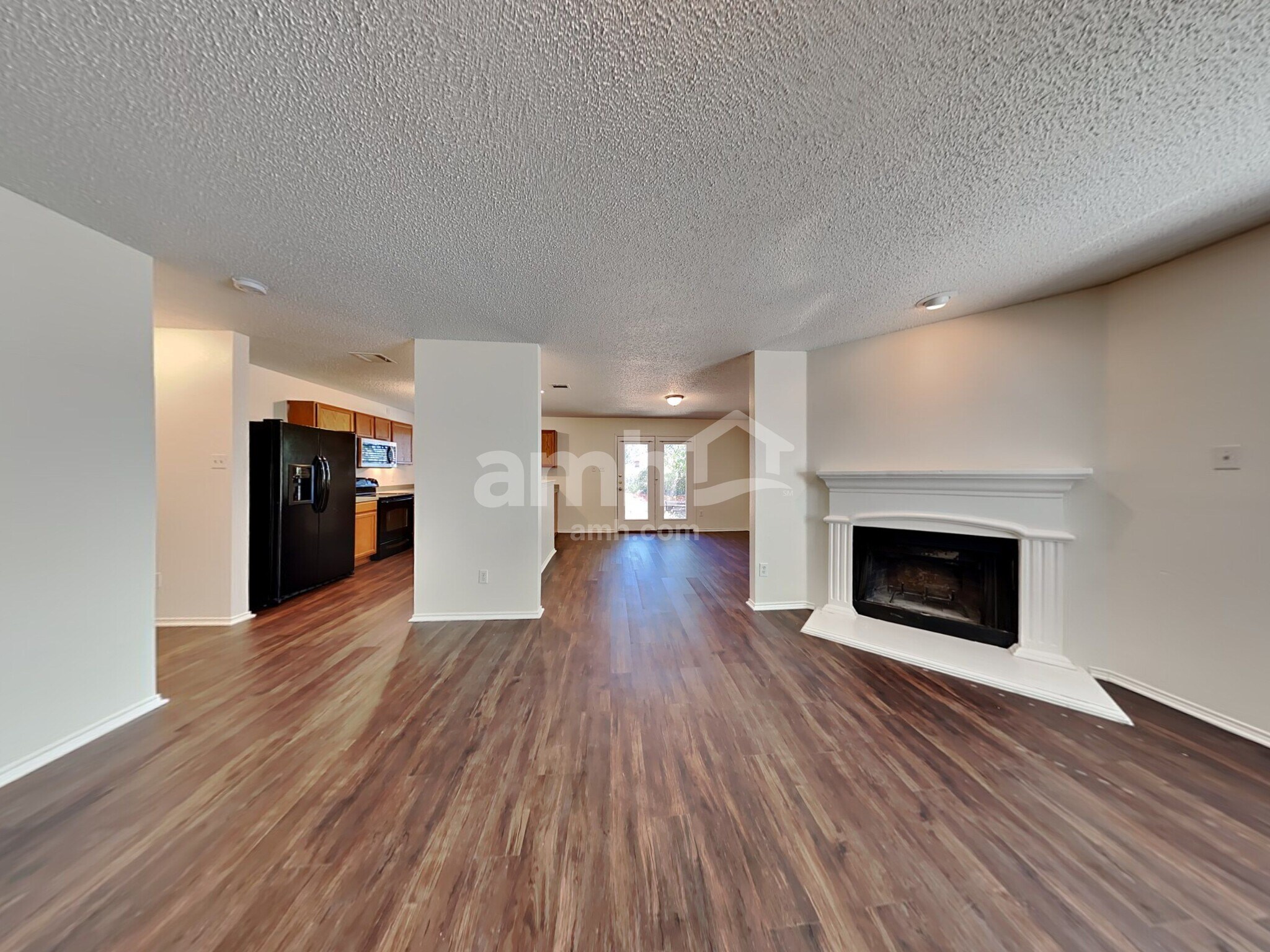 Building Photo - 10136 High Eagle Trail