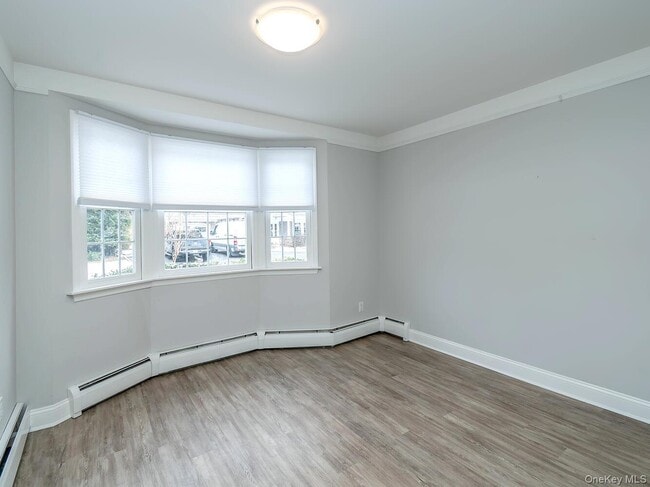 Building Photo - 7 Kissam Ln