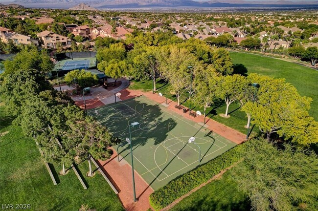 Building Photo - 2713 Sweet Willow Ln