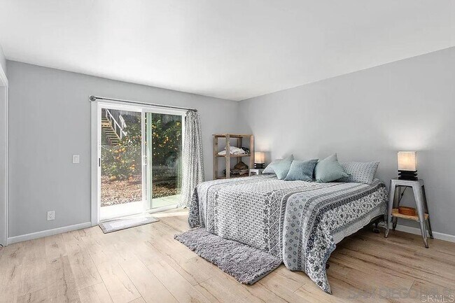 Building Photo - 1570 Avenida De Los Lirios