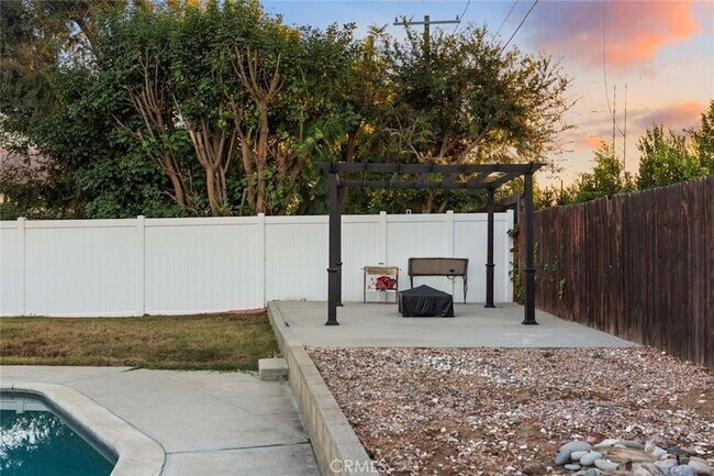 Building Photo - 11377 Gaynor Ave