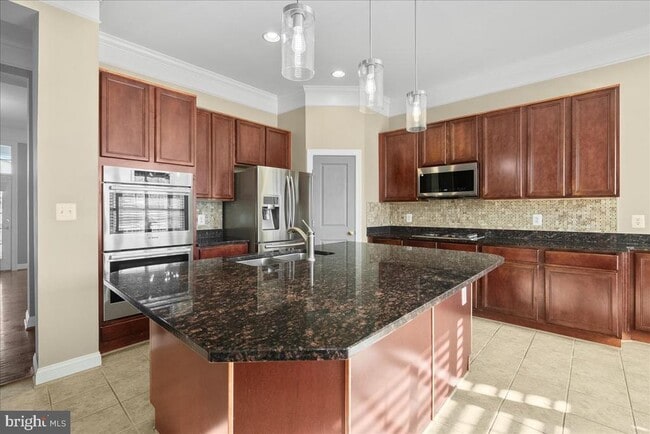 Building Photo - 43277 Tumbletree Terrace