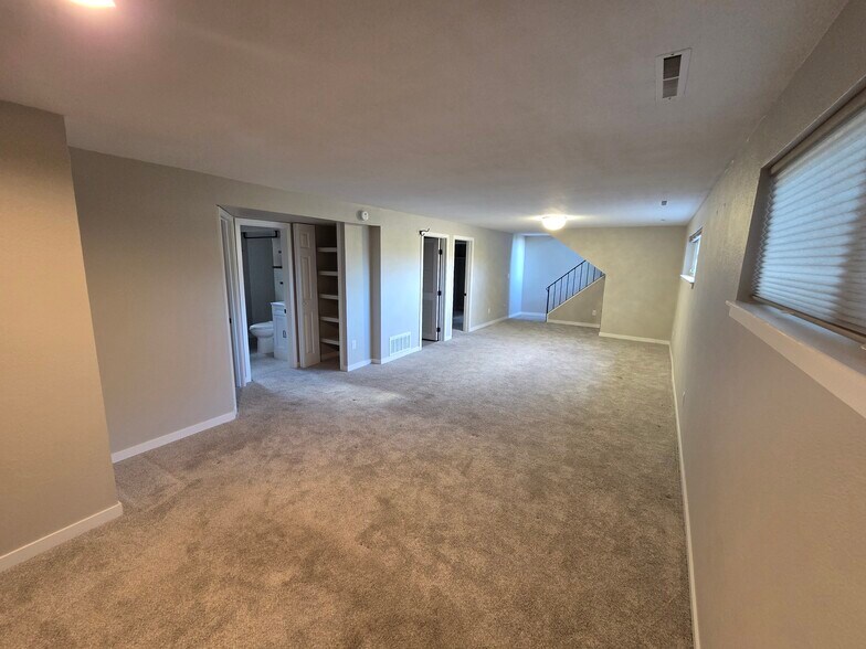 Building Photo - 2620 Penacho Cir