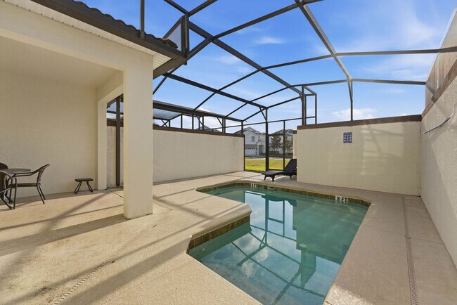 Building Photo - 8924 Stinger Dr