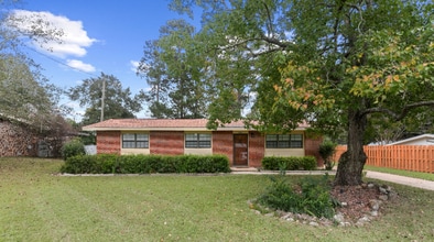 Building Photo - 2003 Roebuck St