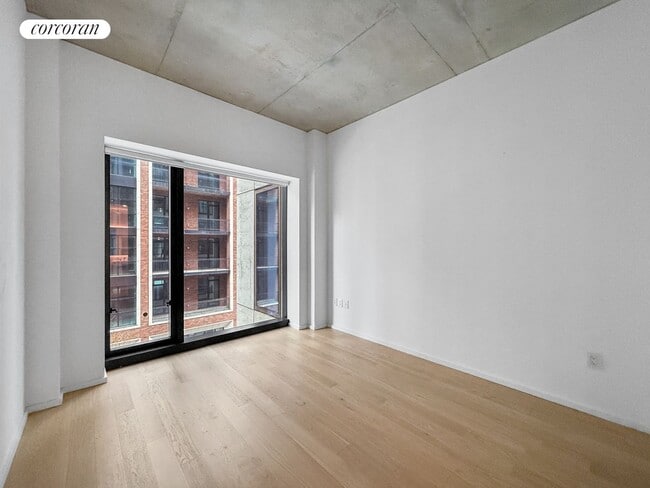 Building Photo - 98 Front St