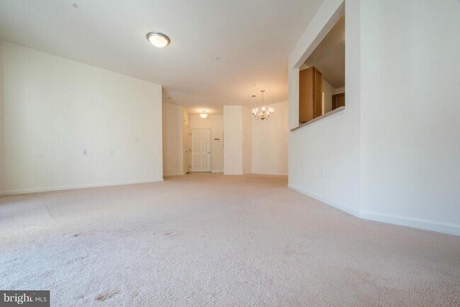 Building Photo - 7559 Stoney Run Dr