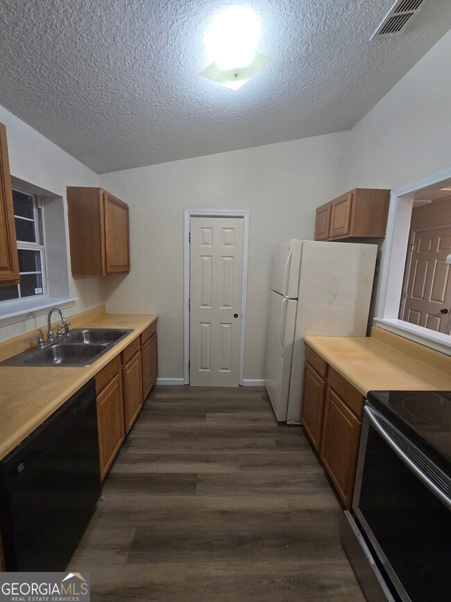 Building Photo - 401 S Ashley St