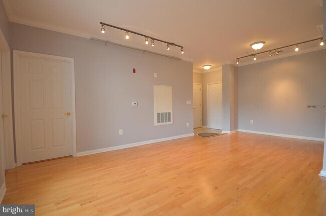 Building Photo - 4551 Strutfield Ln