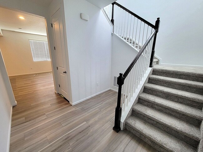 Building Photo - ALL PROSPECTIVE TENANTS MUST SUBMIT A $58 NON-REFUNDABLE APPLICATION FEE PER APPLICANT ONLINE AND...