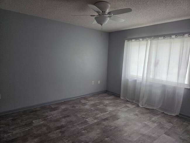 Building Photo - 1610 Pruitts Landing St