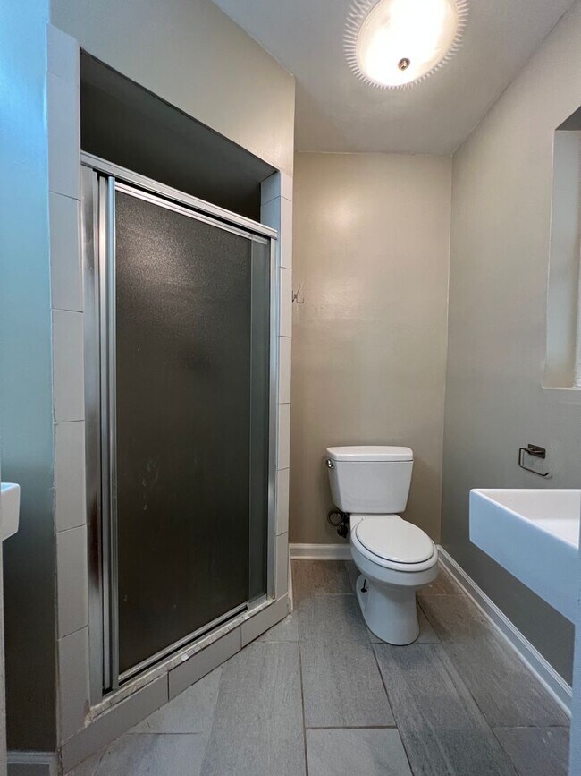Building Photo - 3 Bedroom / 2 Bath in Dalraida