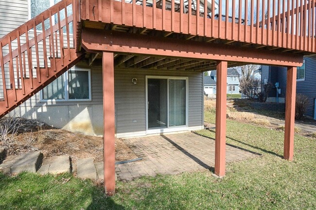 Building Photo - Bright 4BR on Corner Lot in SW Rochester