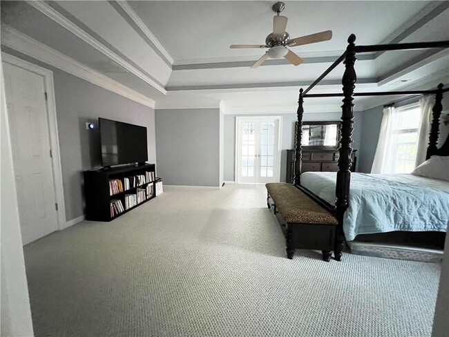 Building Photo - 7190 Belcrest Dr