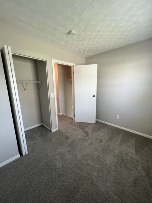 Building Photo - 5441 Deforest Dr