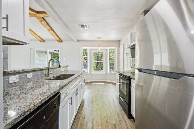 Building Photo - 4218 Mabuni Dr