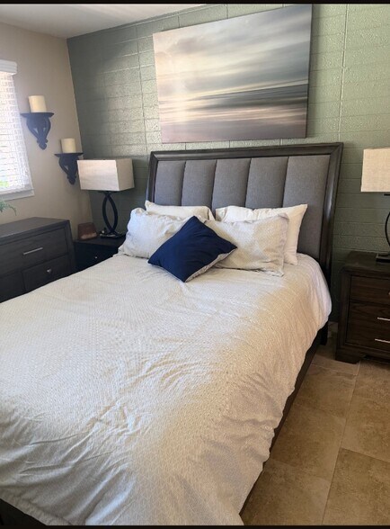 Building Photo - 6721 E McDowell Rd