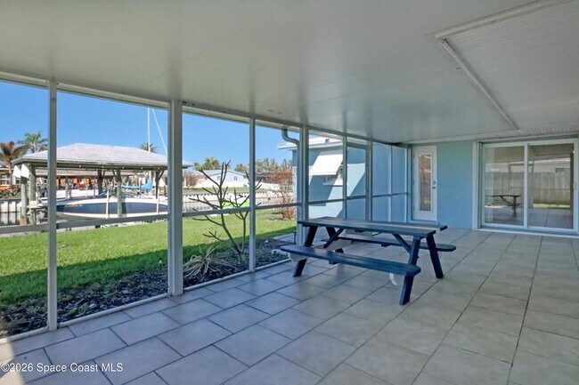 Building Photo - 410 Sparrow Dr