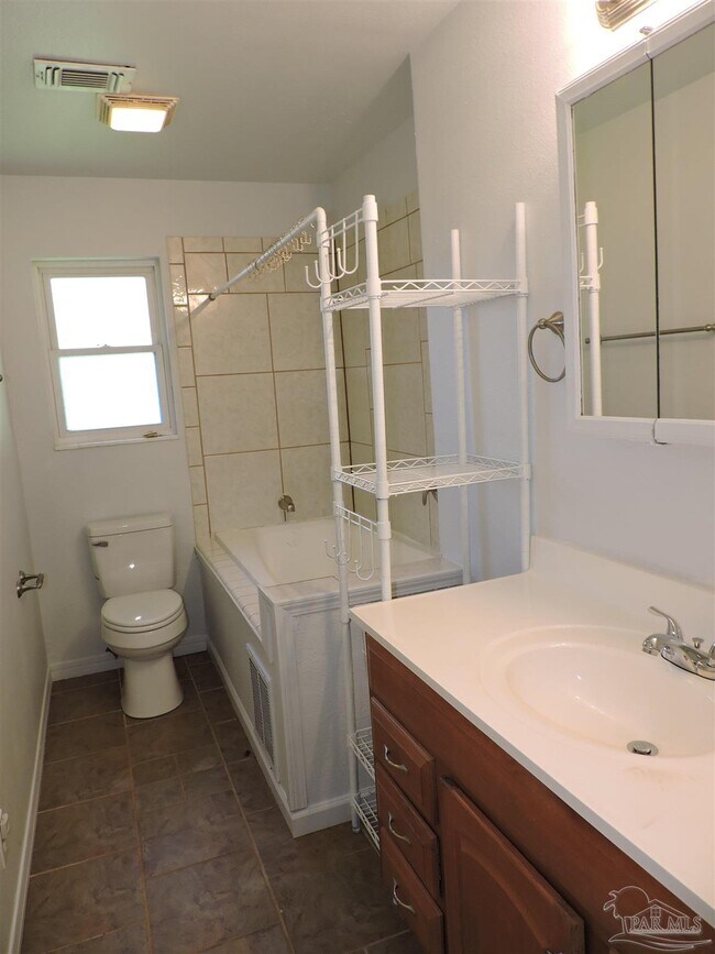 Building Photo - 1070 Sagebrush Trail