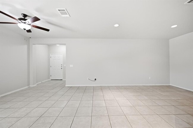 Building Photo - 1733 Davidson Rnch Dr