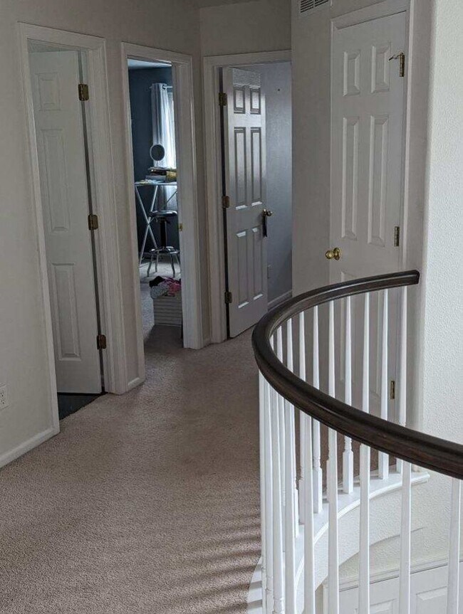 Building Photo - Single Family Home Located in Desirable Ro...