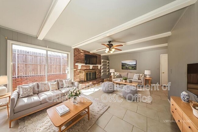 Building Photo - 3826 NW 64th St