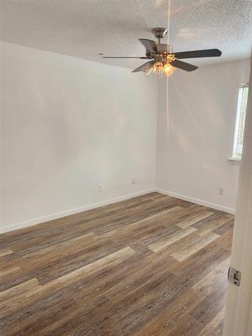 Building Photo - 506 E Denton Dr