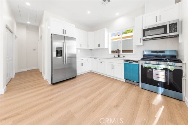 Building Photo - 14729 Leadwell St