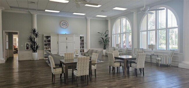 Building Photo - 1801 Burgos Dr