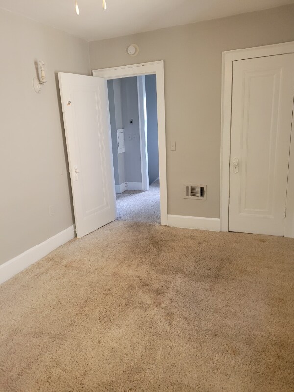 Building Photo - 1725 Talbot St