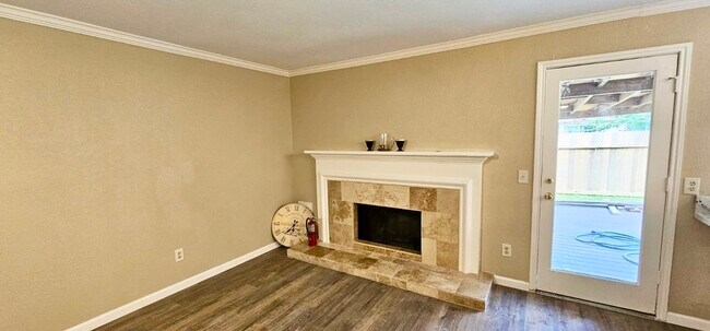 Building Photo - 3214 Bayou Crossing