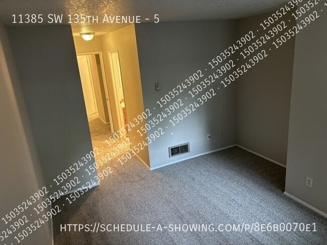 Building Photo - 11385 SW 135th Ave