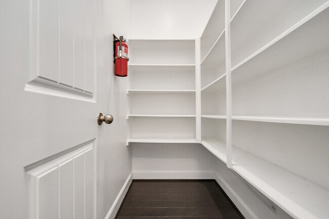 Building Photo - 3510 Harper Ferry Pl