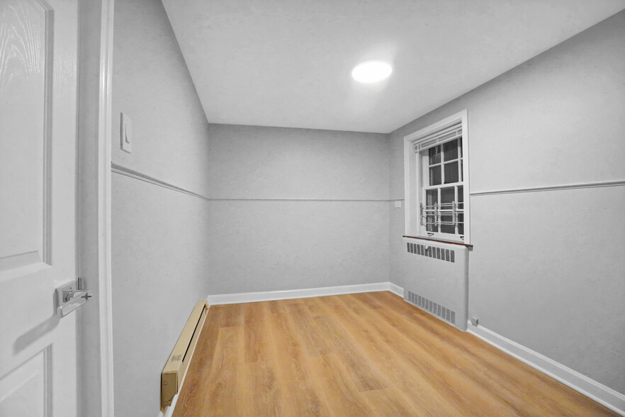 Building Photo - 3723 N Whipple St