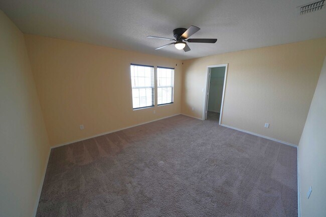 Building Photo - 3730 Acorn Pl