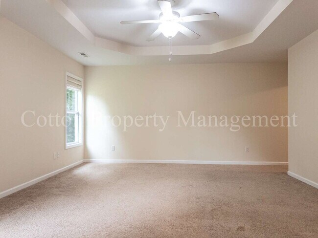 Building Photo - 110 Roughleaf Trail